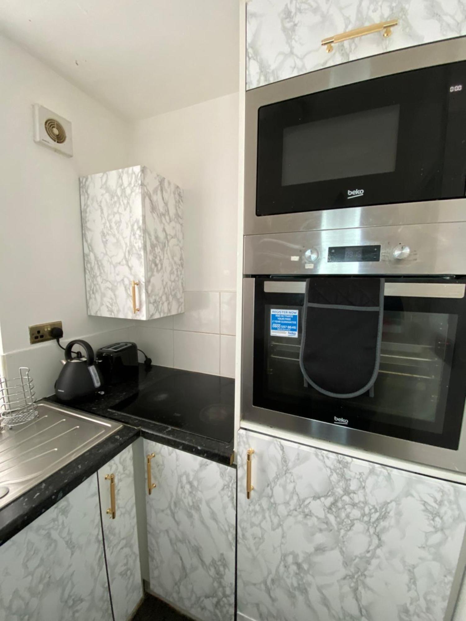 Aquarius Apartment - Sea View - Sleeps Seven Blackpool Extérieur photo